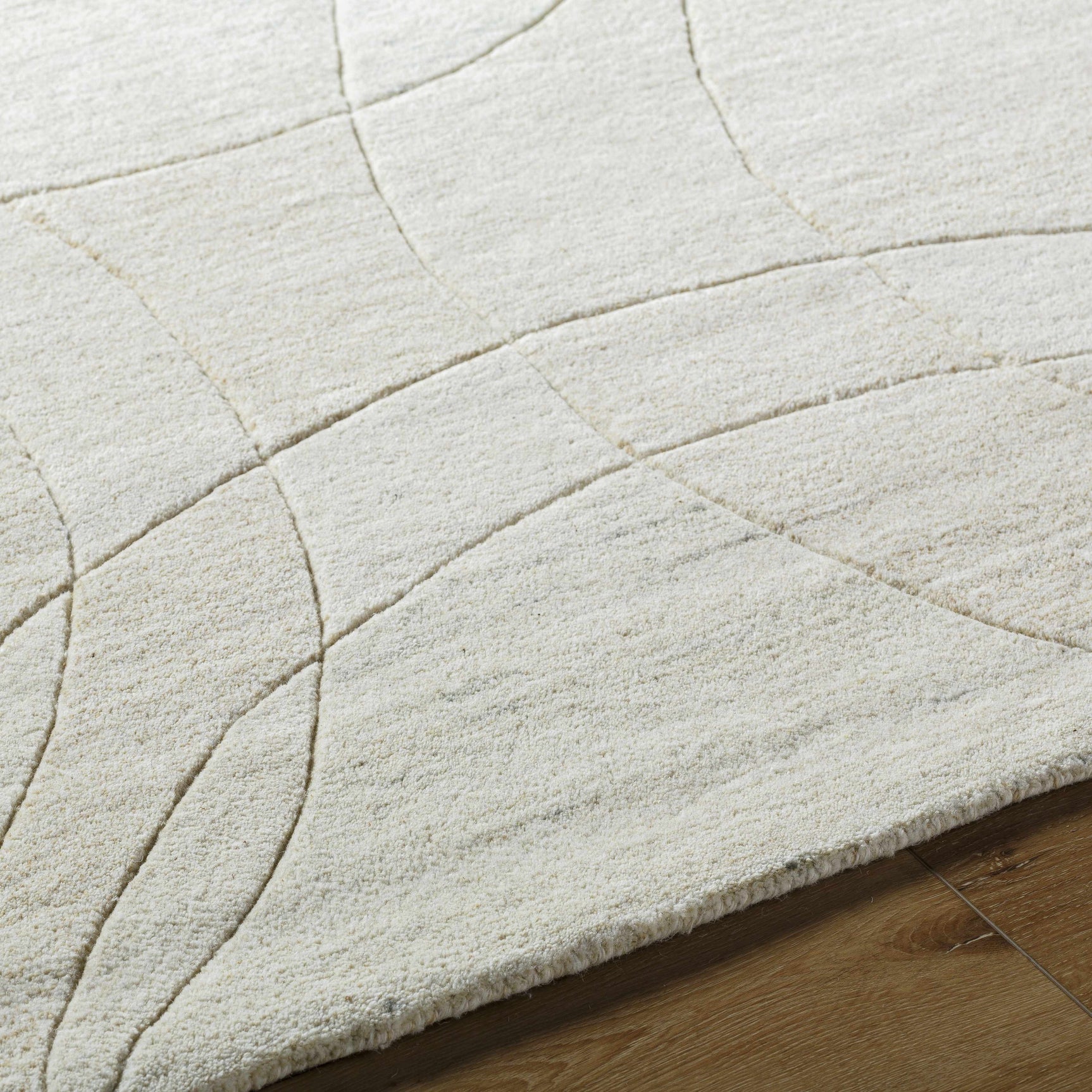 Ville Modern Wool Rug - Ornate Home