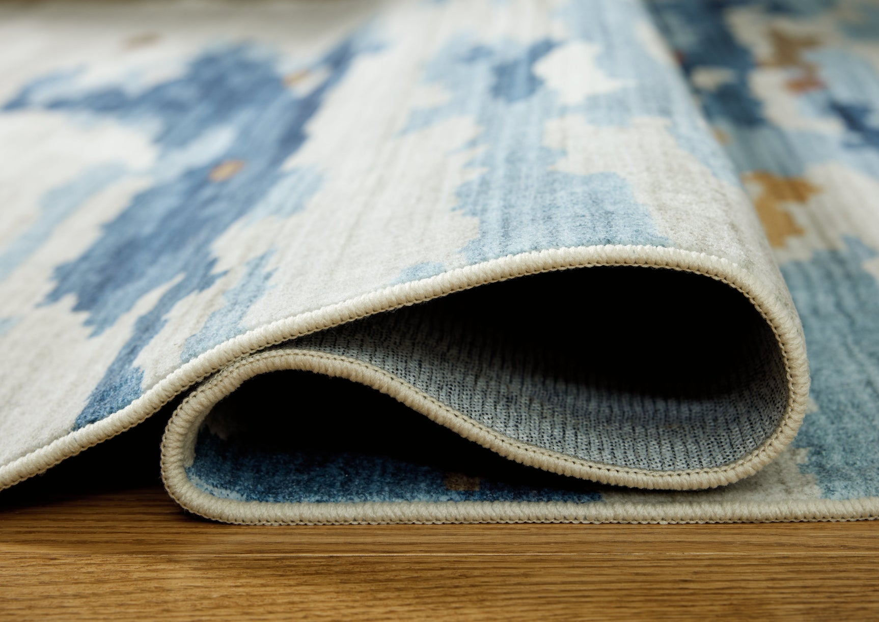 Vinlett Cream/Blue/Brown 5' x 7' Washable Rug (Online Special Price) - Ornate Home