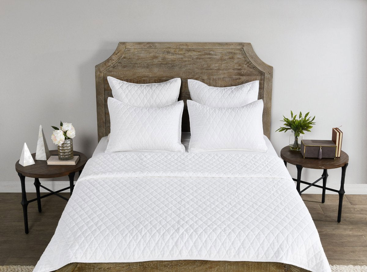 Vintage Lana White Quilt Collection - Ornate Home