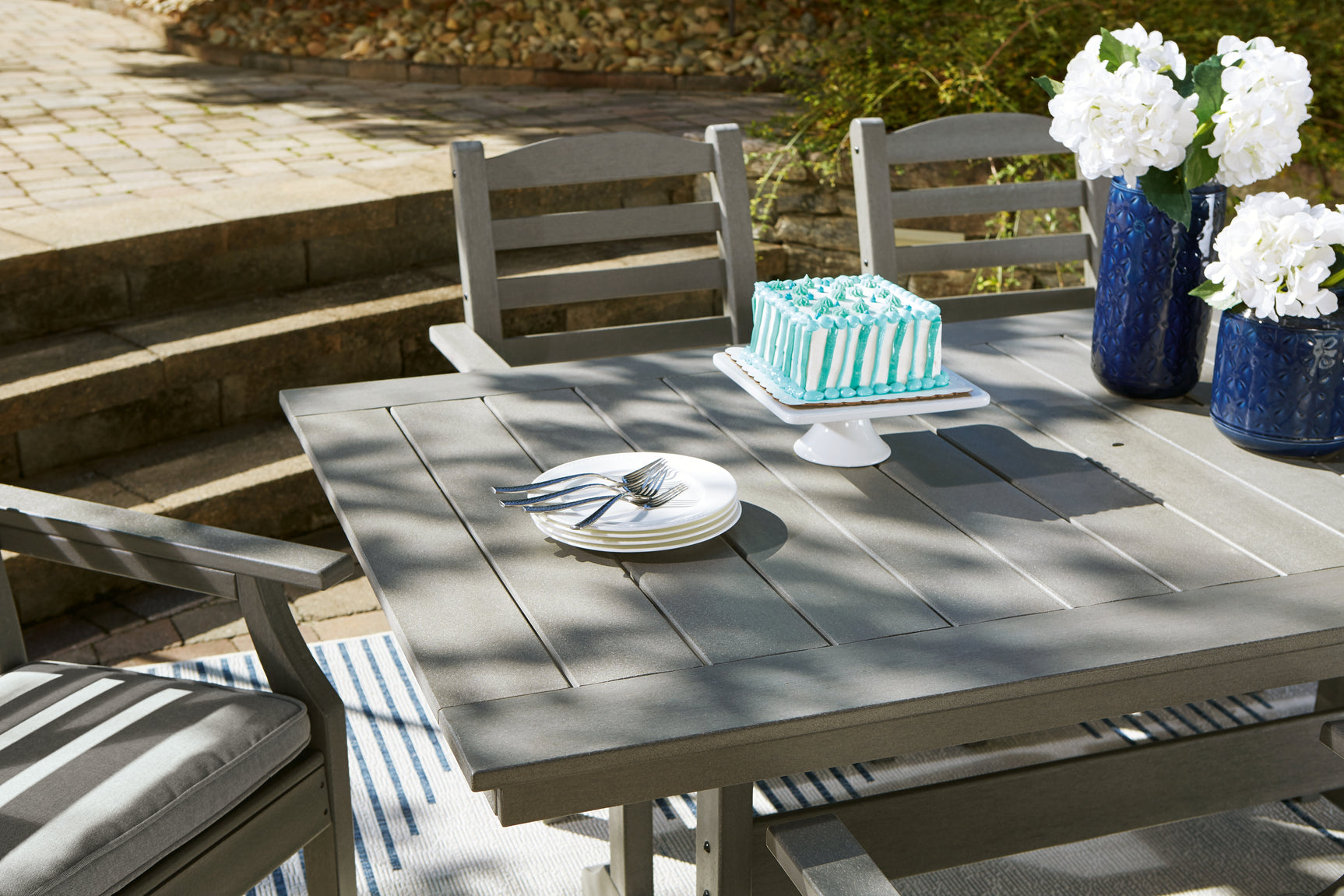 Visola Gray Outdoor Dining Table w/6 Chairs - Ornate Home