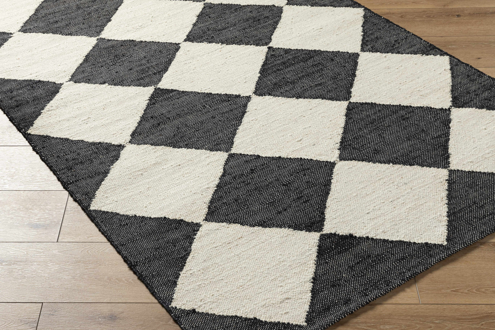 Vivir x Livabliss Antho Black Diamonds Jute Rug - Ornate Home