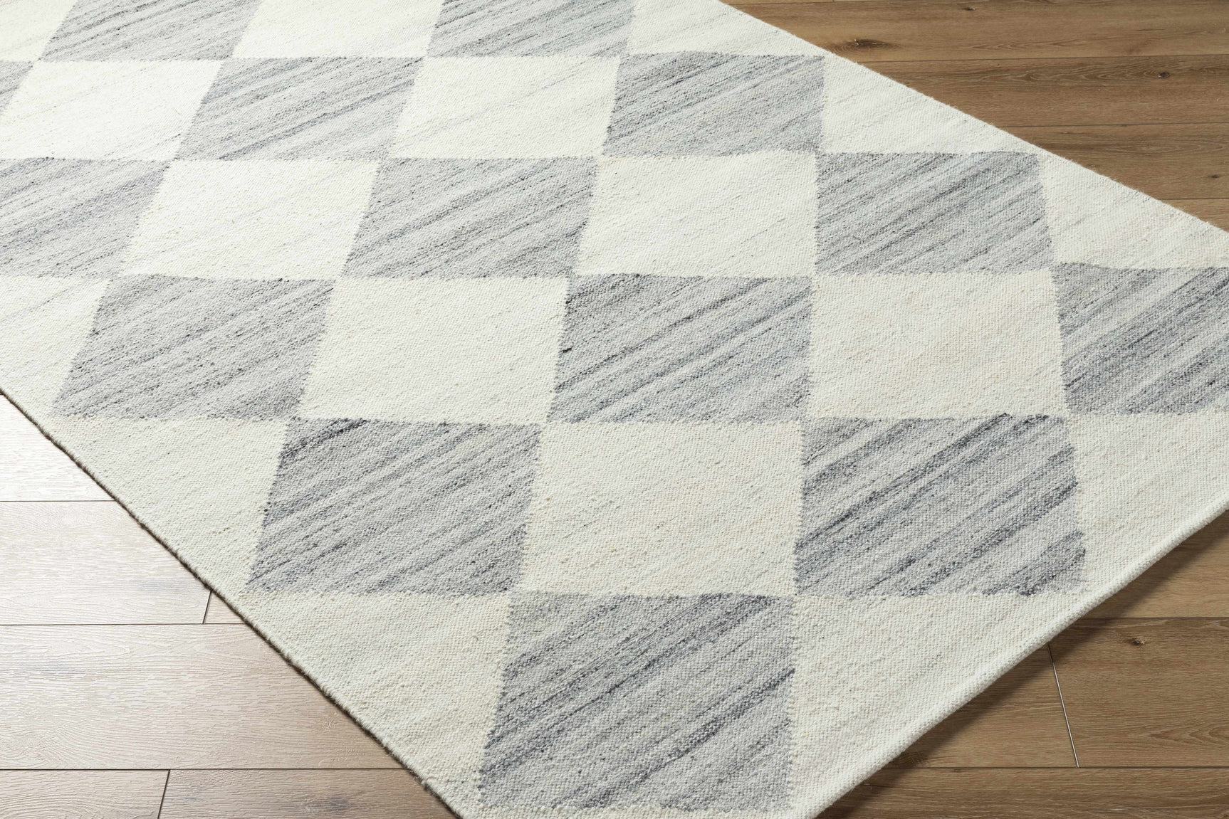 Vivir x Livabliss Antho Light Gray Diamond Rug - Ornate Home