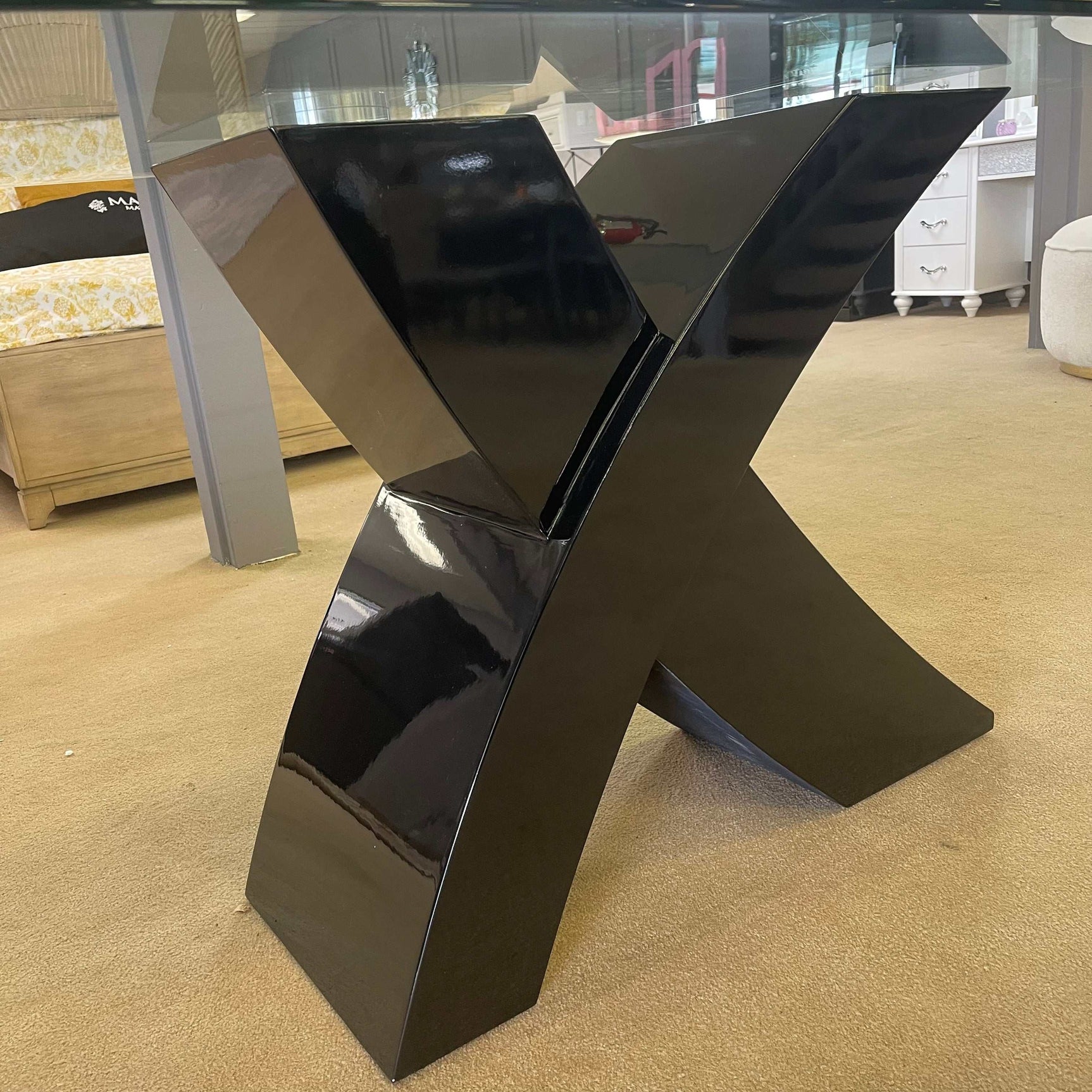 Wailoa Black Dining Table - Ornate Home