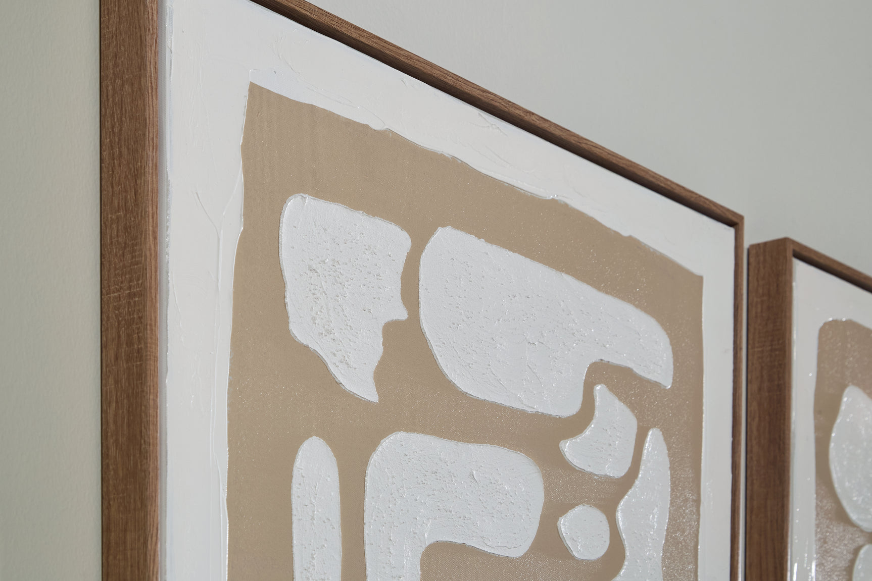 Waldett Beige/White Wall Art Set - Ornate Home