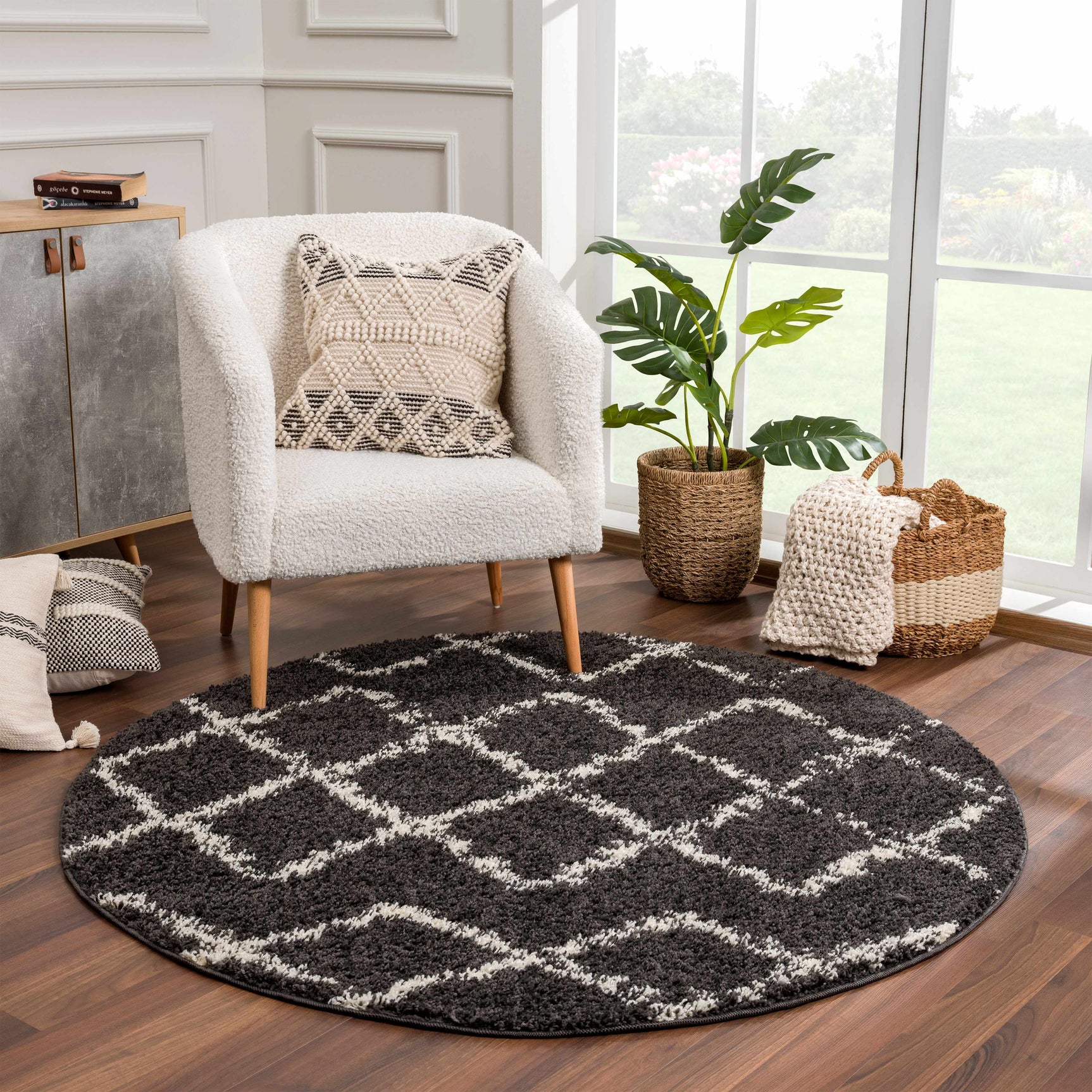 Wallagrass Black Moroccan Shag Rug - Clearance - Ornate Home