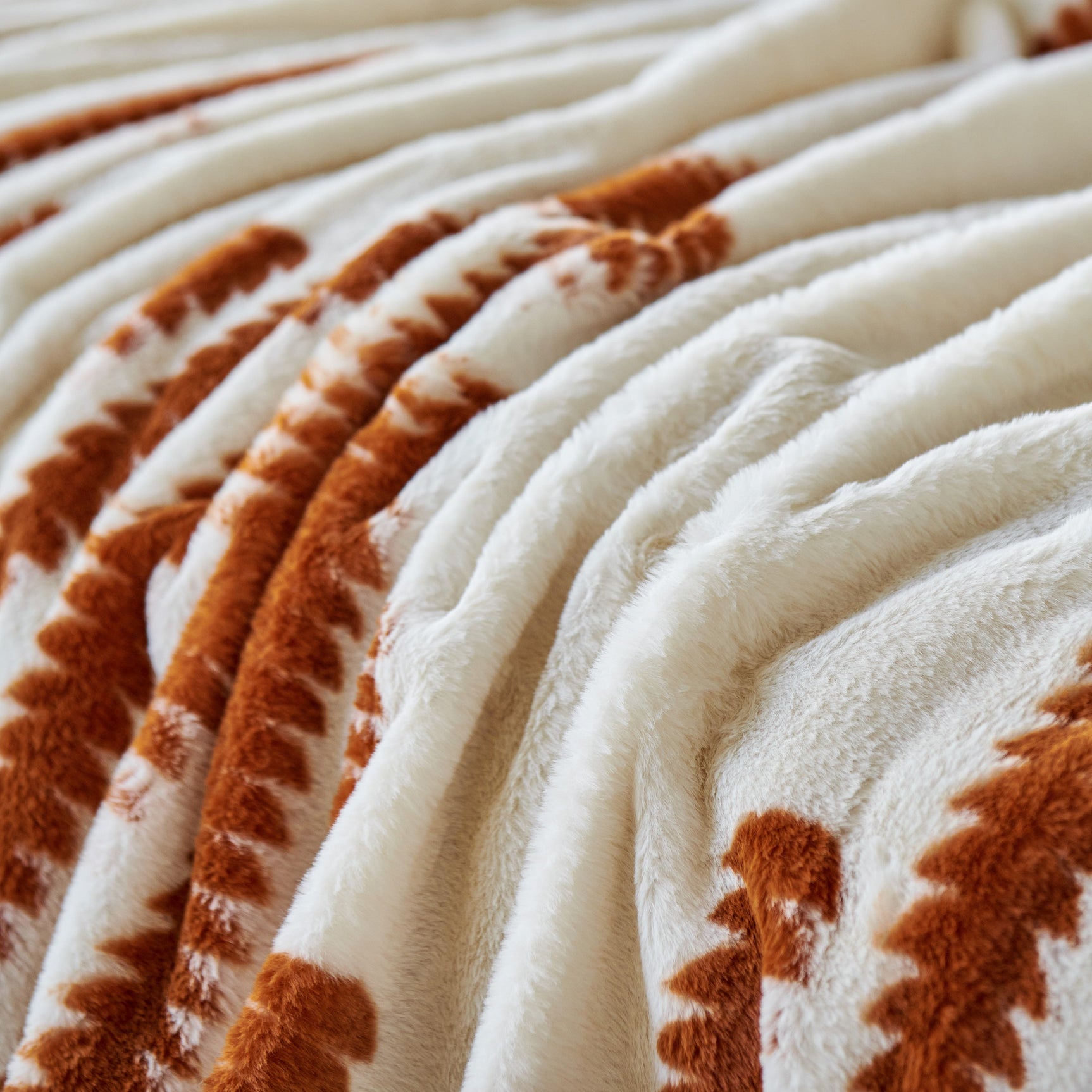 Warm Faux Fur Luxury Sofa Throw Blankets, Soft Cozy Thick Plush Shaggy Blankets for Couch Chair Bed - Ornate Home
