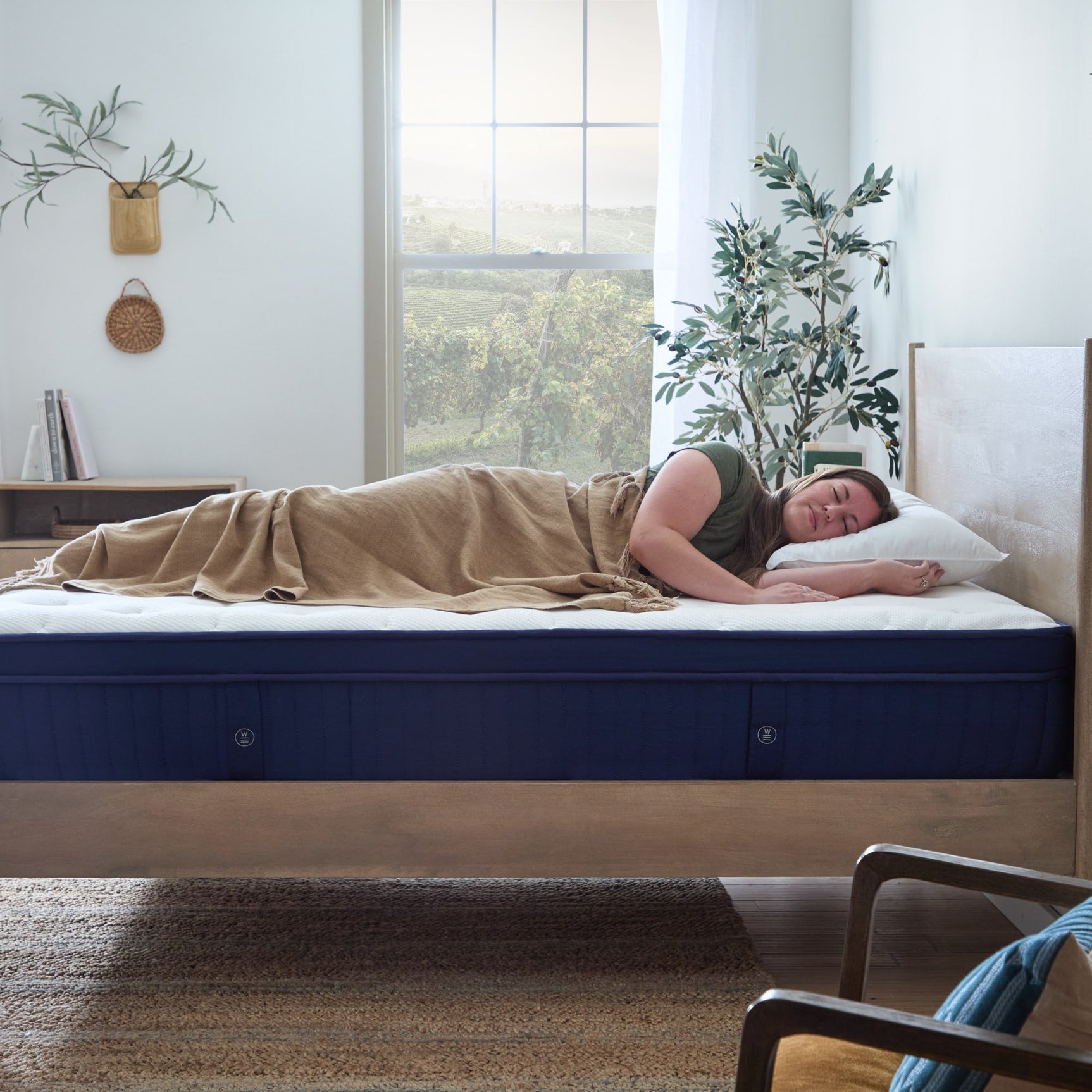 Weekender Blue/White Twin 11" Euro Top Hybrid Mattress - Ornate Home