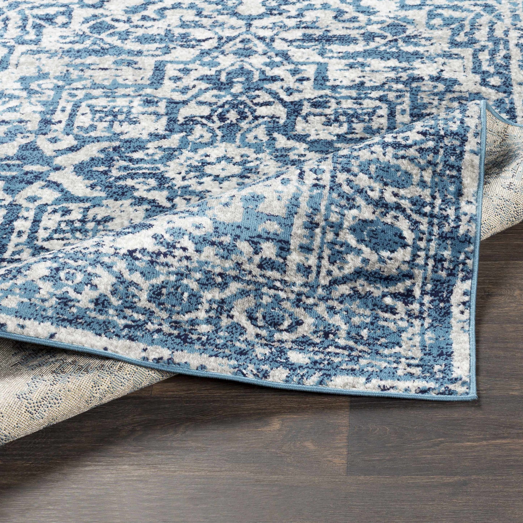 Wellsblue Traditional Rug - Clearance - Ornate Home