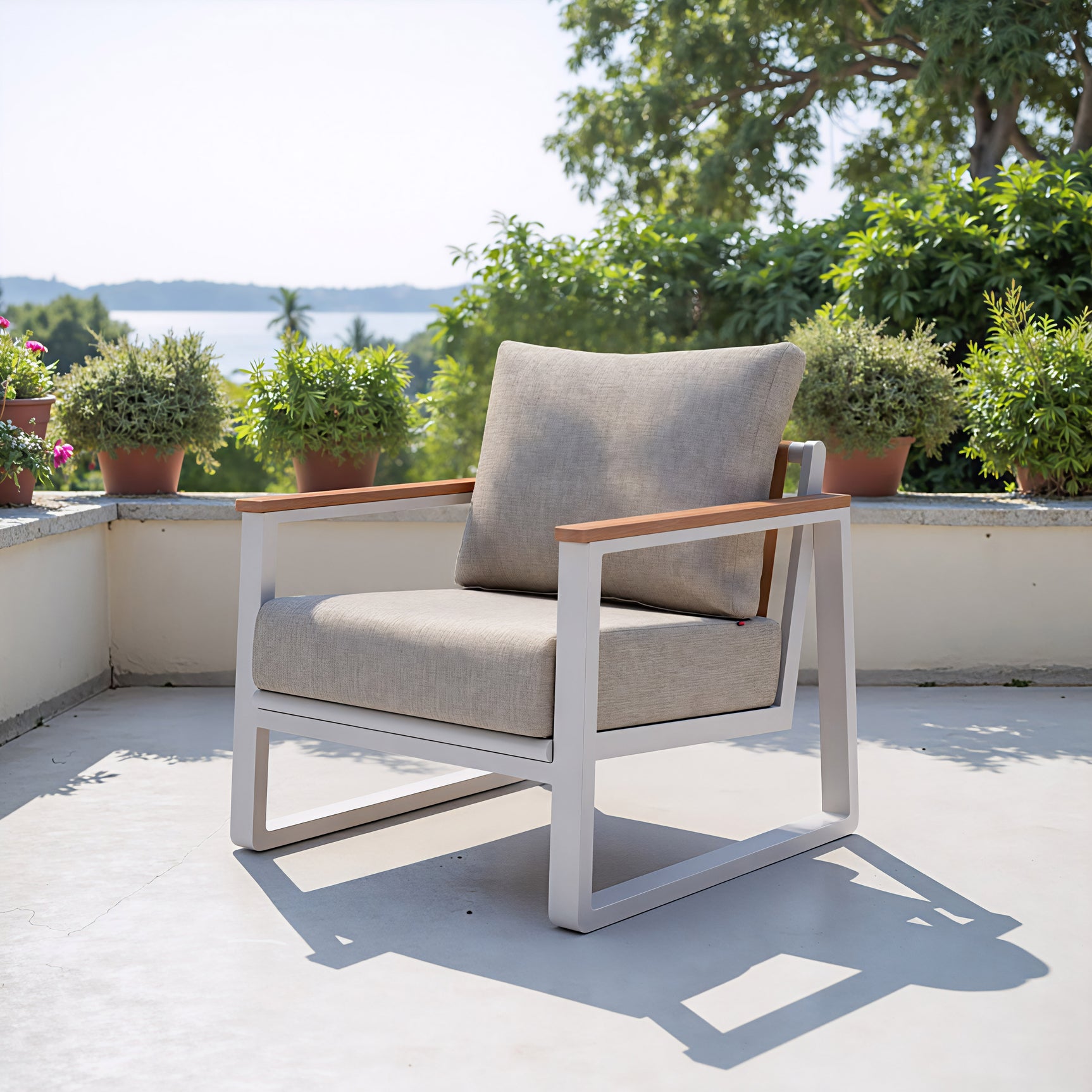 Welt Taupe & White Armchair