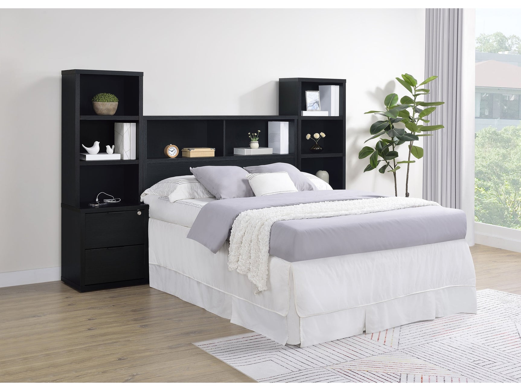 Westpark Black 3-piece Full Bedroom Set Bookcase Headboard - Ornate Home