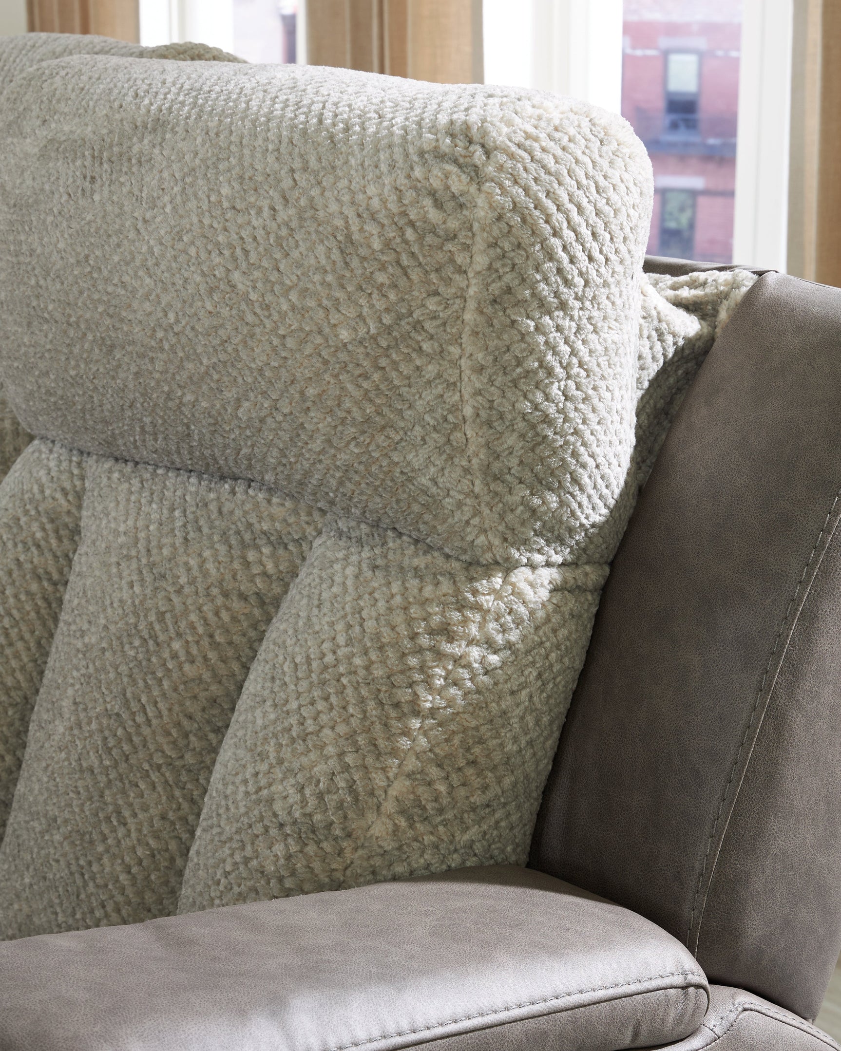 WhipLash Sisal Power Reclining Loveseat w/Console (Online Special Price) - Ornate Home