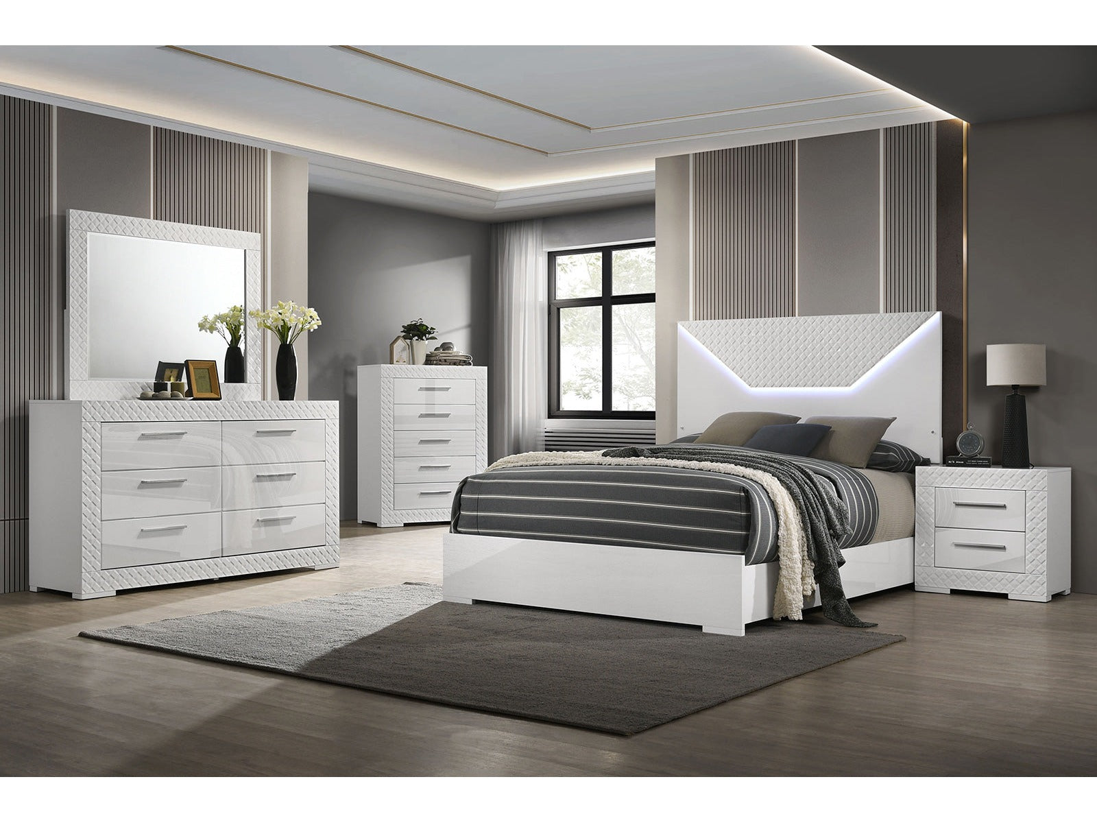 Whitby White Queen 5 Piece Bedroom Set w/Chest - Ornate Home