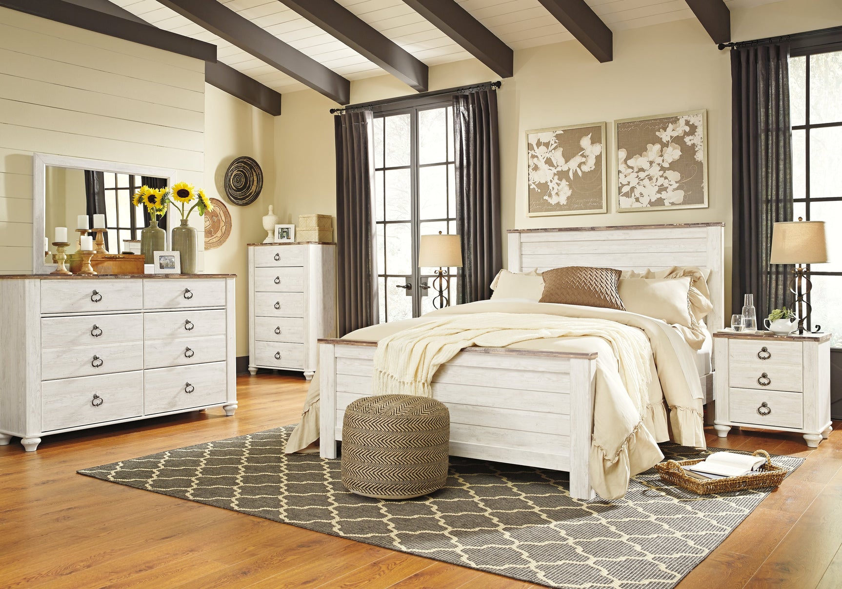 Willowton Whitewash Queen Panel Bed - Ornate Home