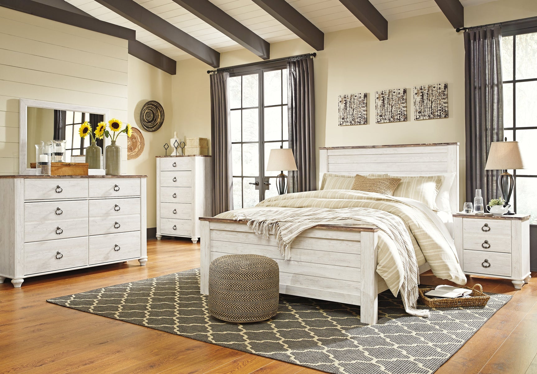Willowton Whitewash Queen Panel Bed - Ornate Home