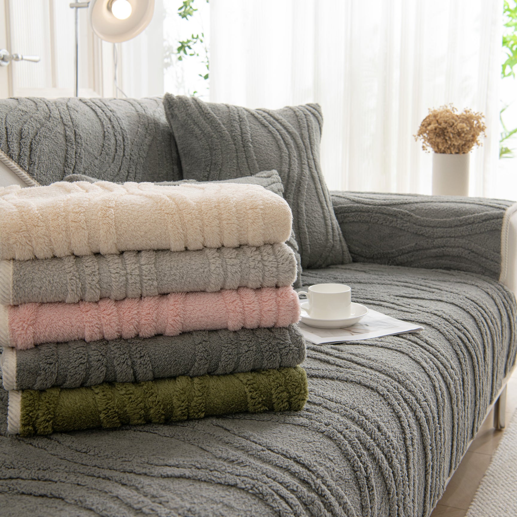Winter Thickened Non-slip Blanket, Three-Dimensional Embossed Cotton Velvet Sofa Cover - Ornate Home
