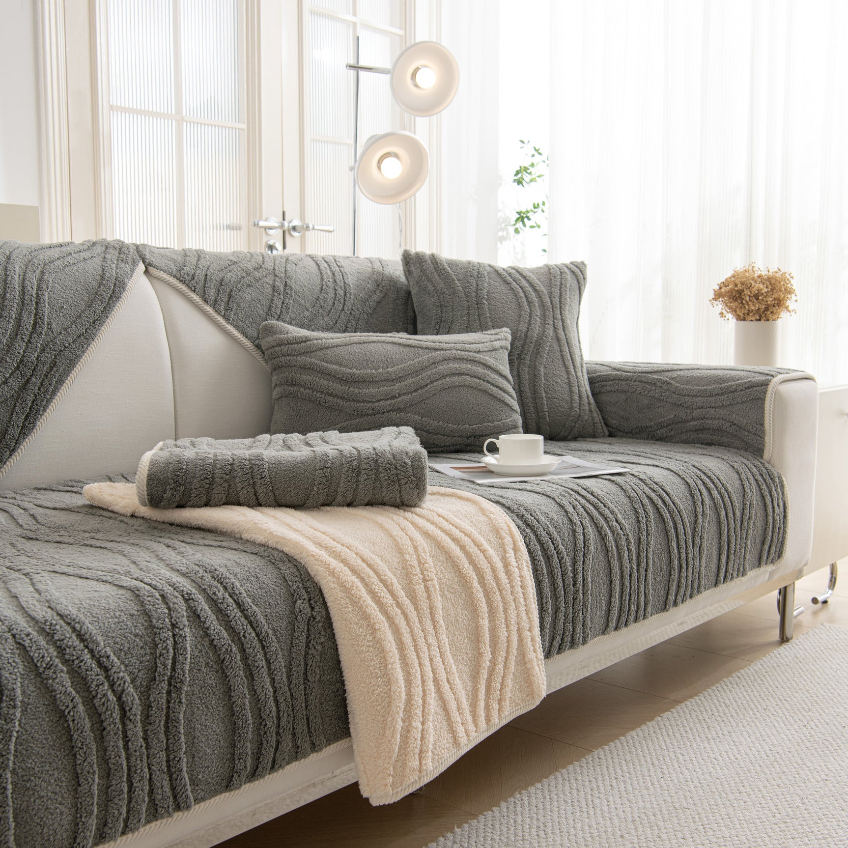 Winter Thickened Non-slip Blanket, Three-Dimensional Embossed Cotton Velvet Sofa Cover - Ornate Home