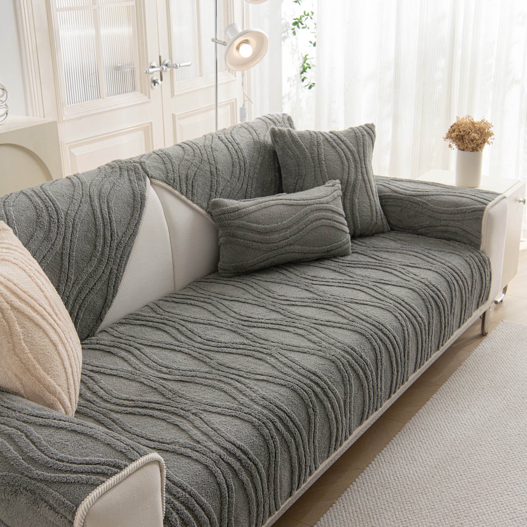 Winter Thickened Non-slip Blanket, Three-Dimensional Embossed Cotton Velvet Sofa Cover - Ornate Home