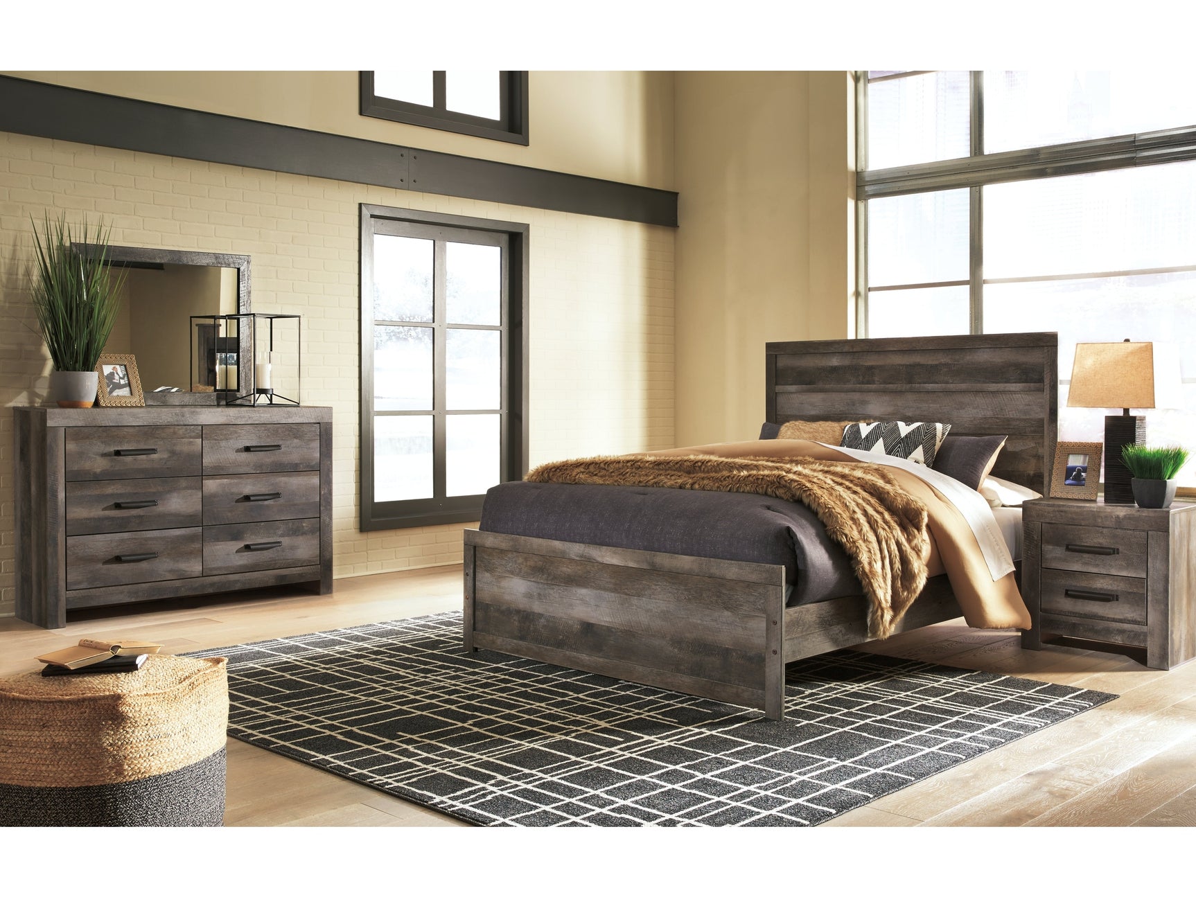 Wynnlow Gray Queen Panel Bedroom Set with Mirrored Dresser and Nightstand (Online Special Price) - Ornate Home