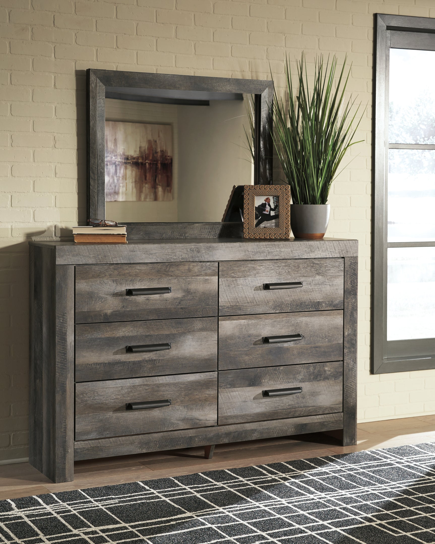 Wynnlow Gray Queen Upholstered Poster Bed, Dresser and Mirror (Online Special Price) - Ornate Home