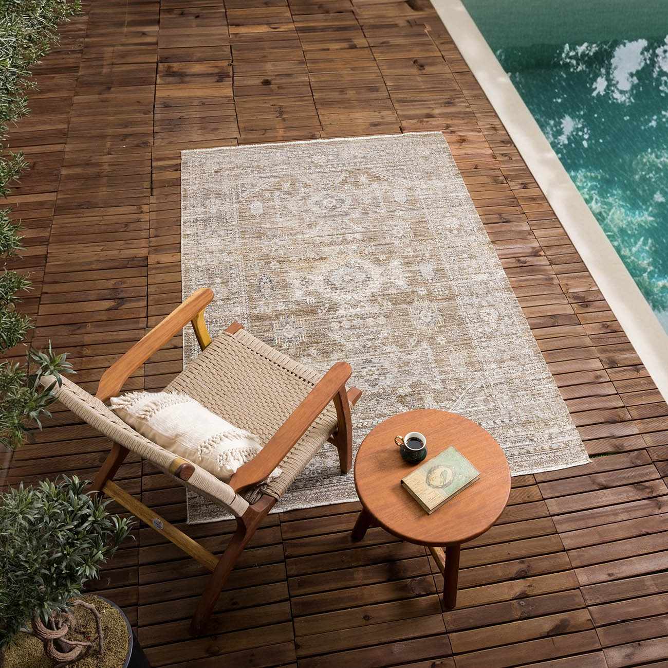 Yamir Washable Outdoor Rug - Clearance - Ornate Home