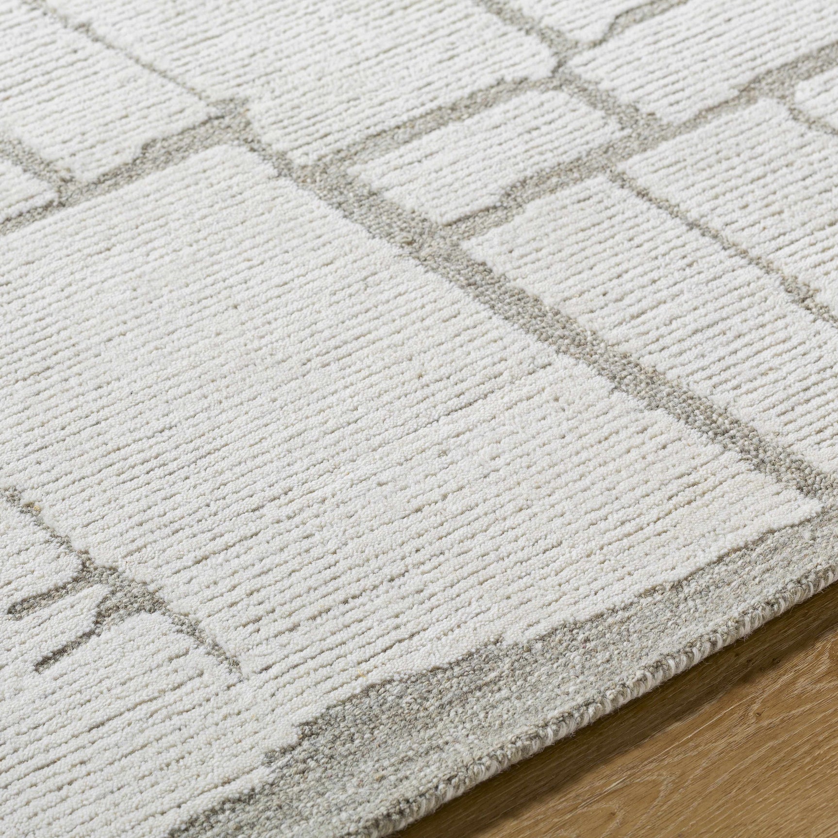 Yetty Ivory Area Rug - Ornate Home