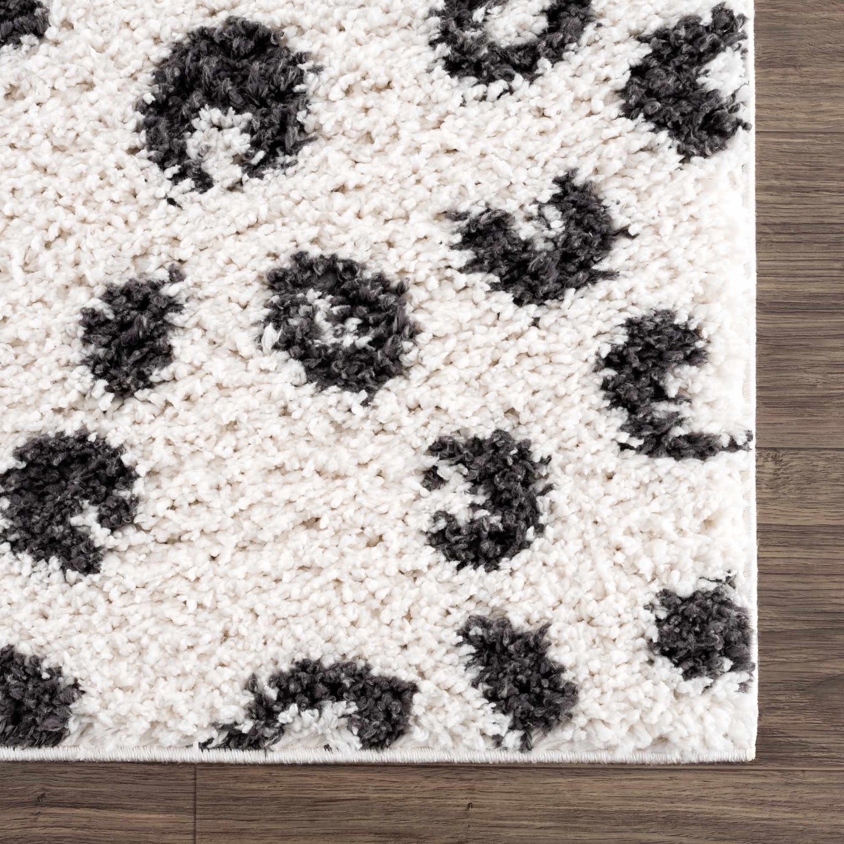 Zhen Black Spots Leopard Rug - Clearance - Ornate Home
