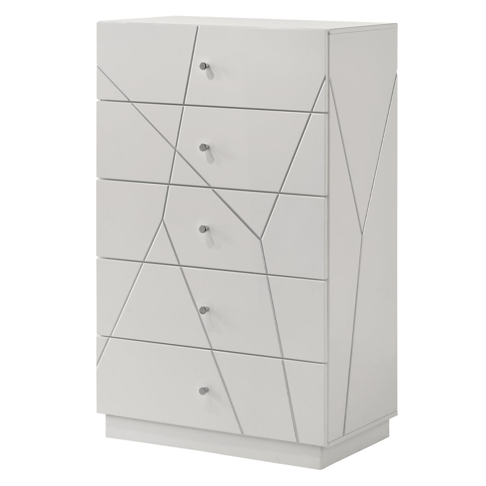 Esther White/Silver Chest