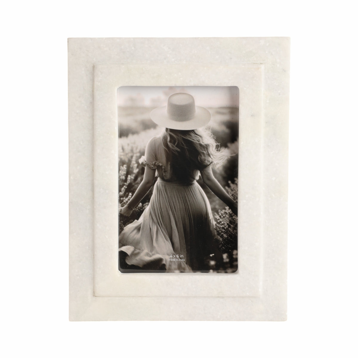 Placentia White 4x6 Marble Border Photo Frame