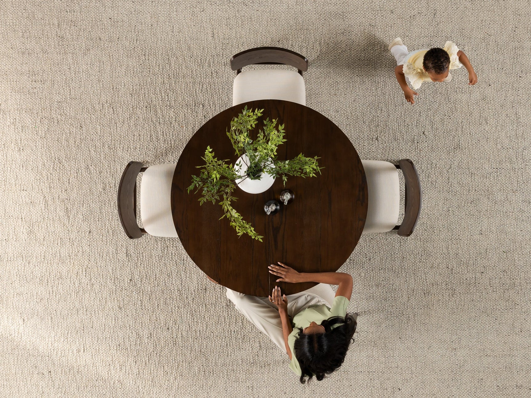 Transformer Round Dining Set - The Family