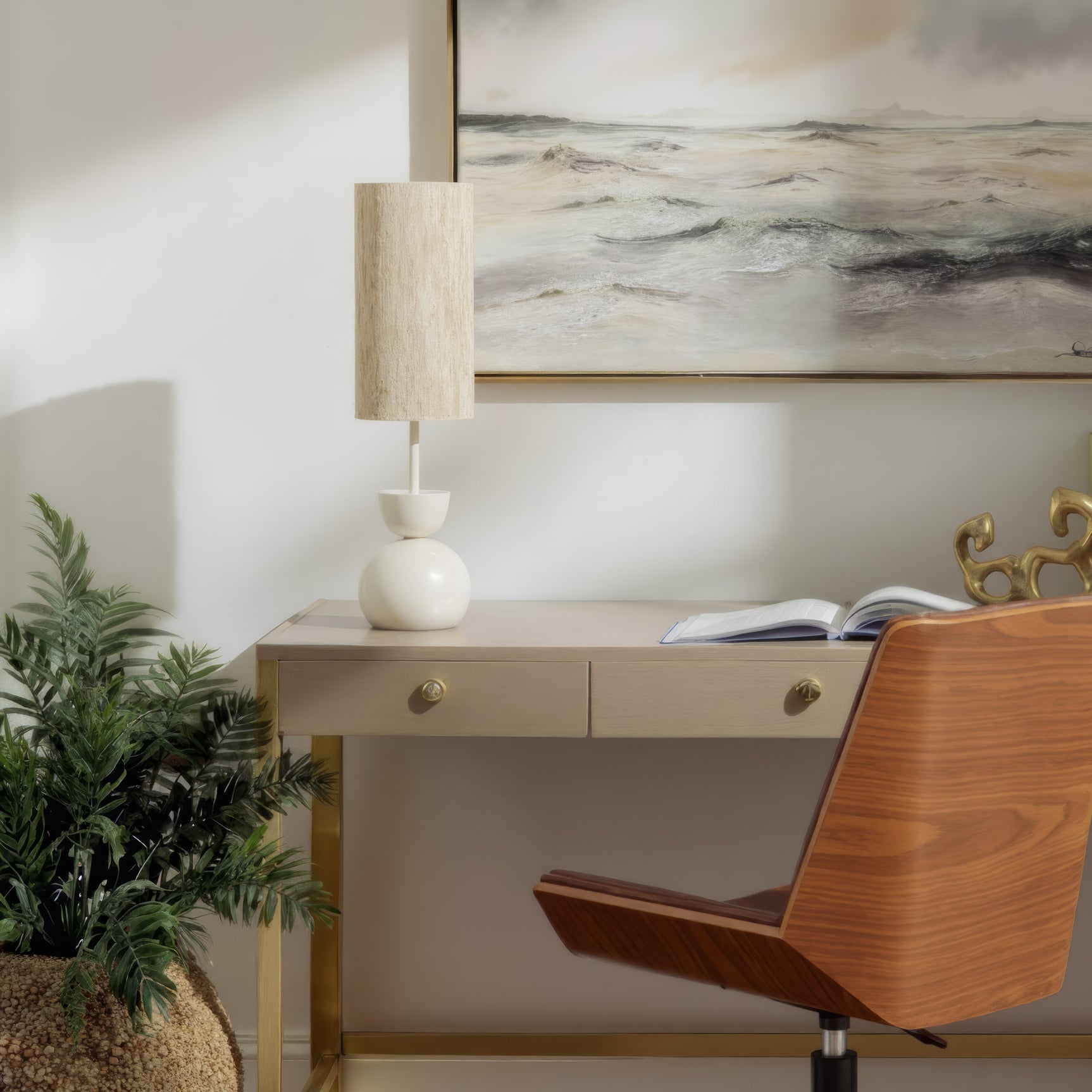 Gochi White Table Lamp