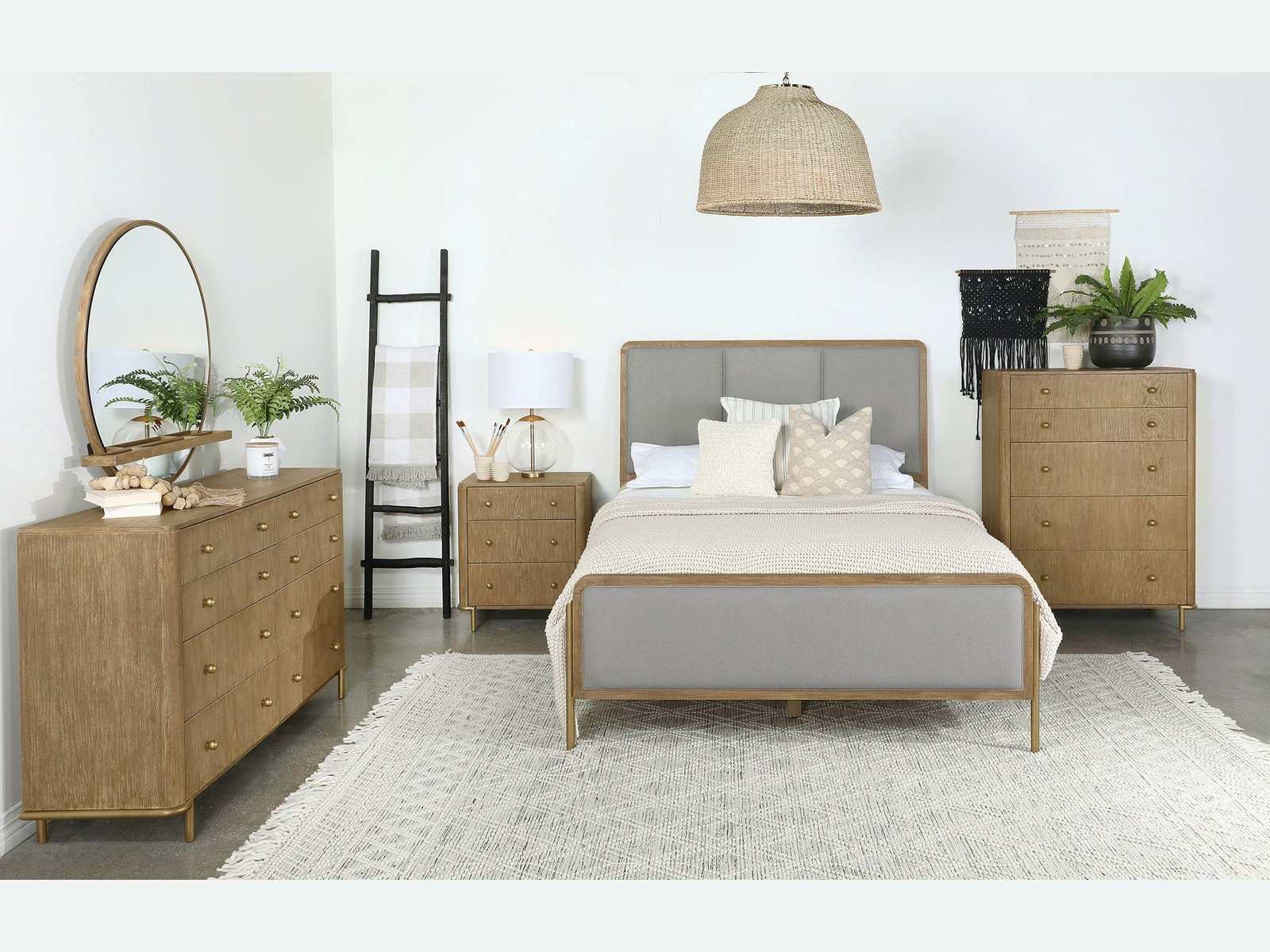 Arini Sand Wash / Grey Eastern King Bed 4 Pc Set - Ornate Home