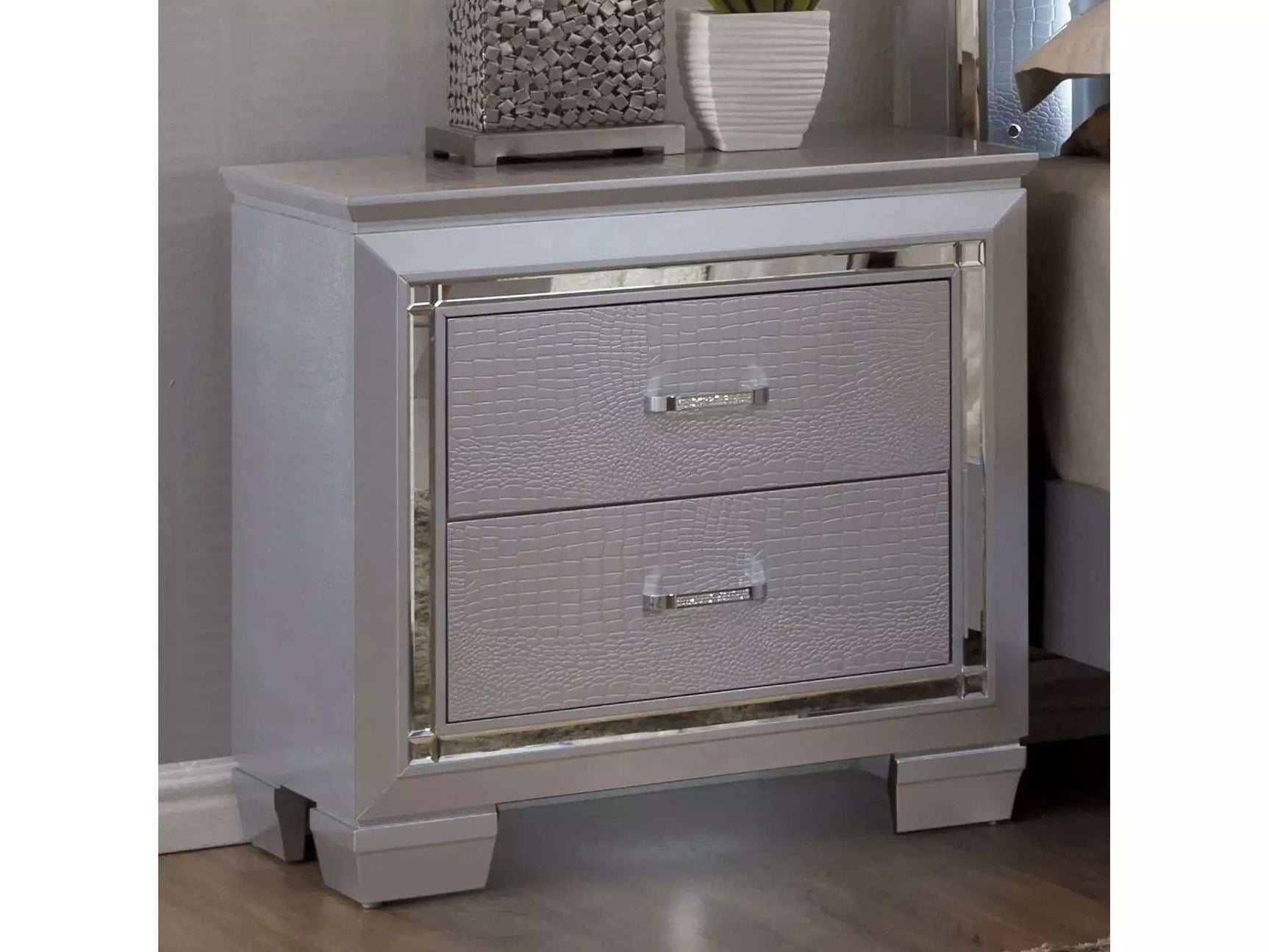 Bellanova Silver Nightstand - Ornate Home