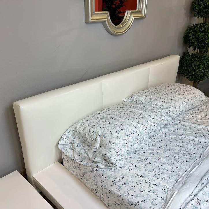 Christie White High Gloss Lacquer Queen Bed - Ornate Home