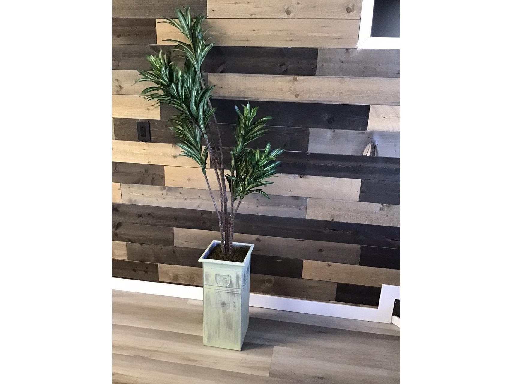 Deluxe Yucca in Metal / 6’ - Ornate Home