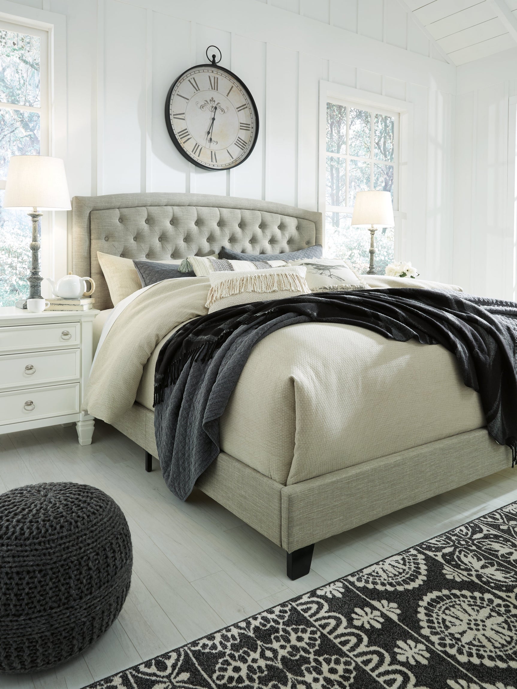 Jerary Gray Upholstered Bed - Ornate Home