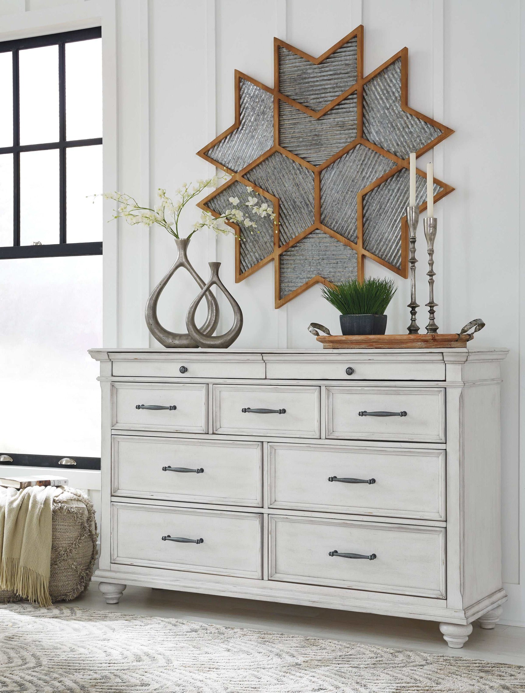 Kanwyn Whitewash Queen Bedroom Set / 3pc - Ornate Home