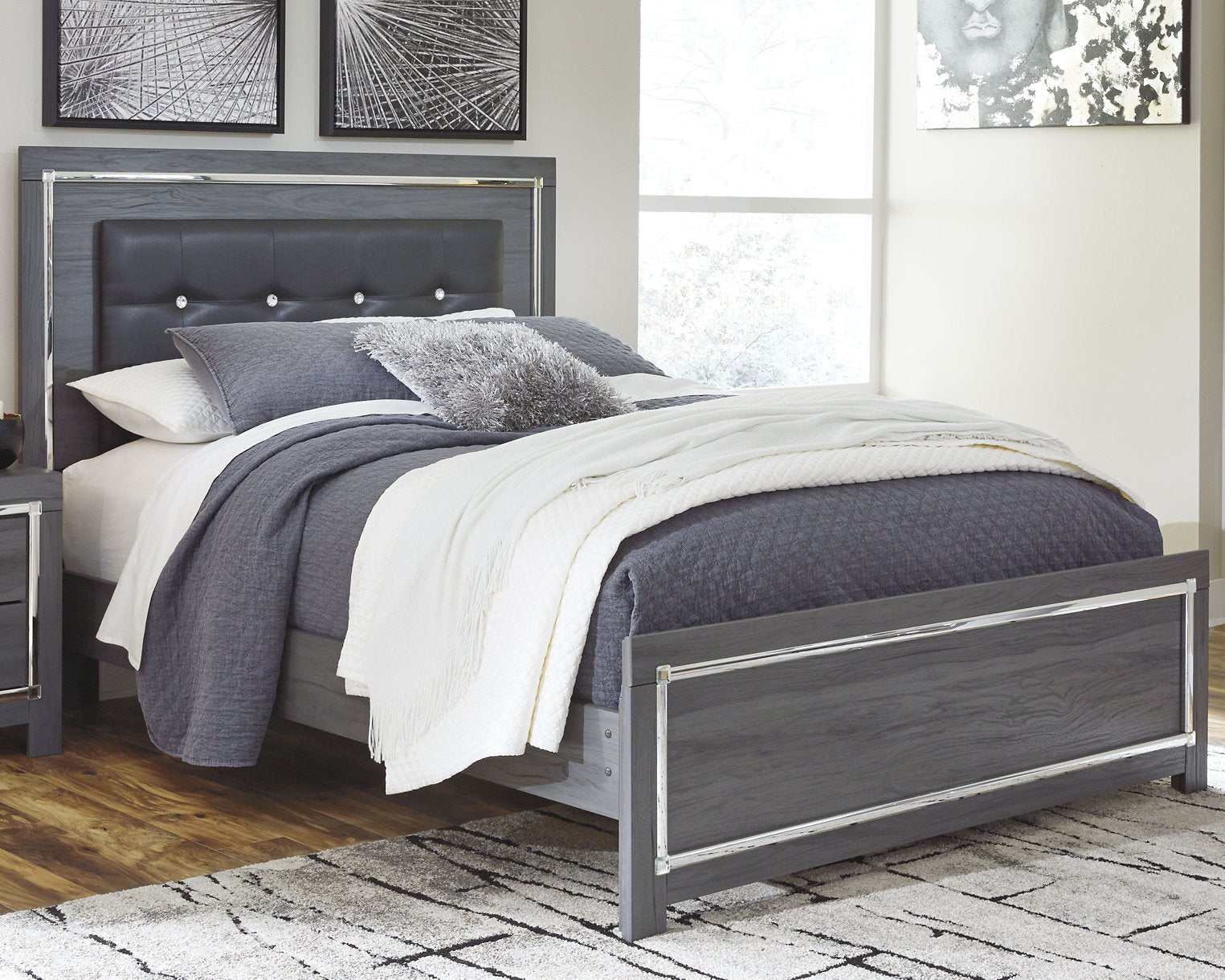 Lodanna Gray Queen Panel Bed w/ LED - Ornate Home