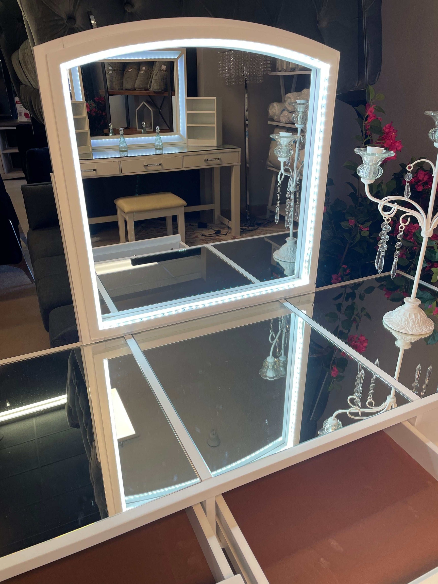 Louise White Vanity Set - Ornate Home