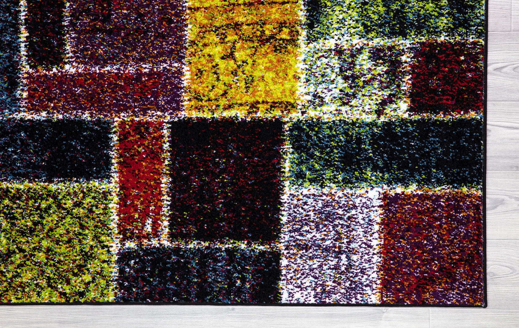 Patchwork Rug w/ 3 Size Options - Ornate Home