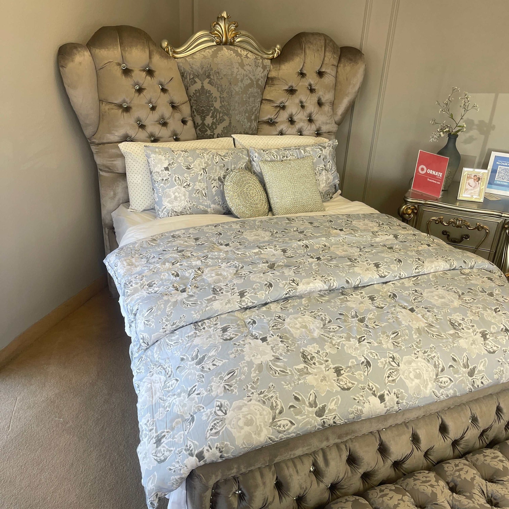 Versailles Antique Platinum Velvet Queen Bed - Ornate Home