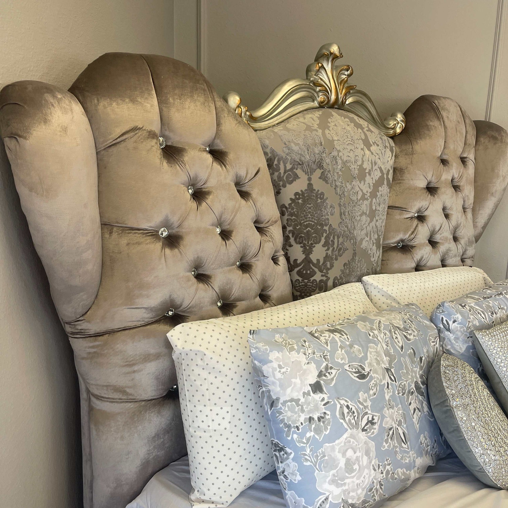 Versailles Antique Platinum Velvet Queen Bed - Ornate Home