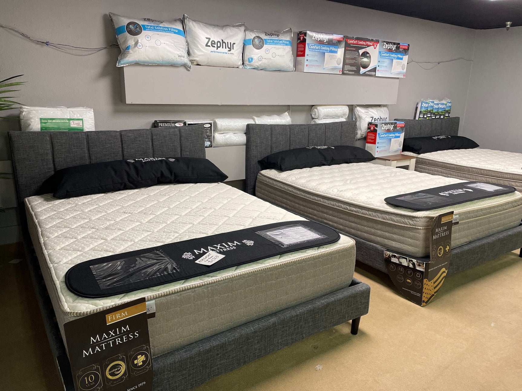 Windmill #1 Taupe Tight Top 12" Mattress / Extra Firm - Ornate Home