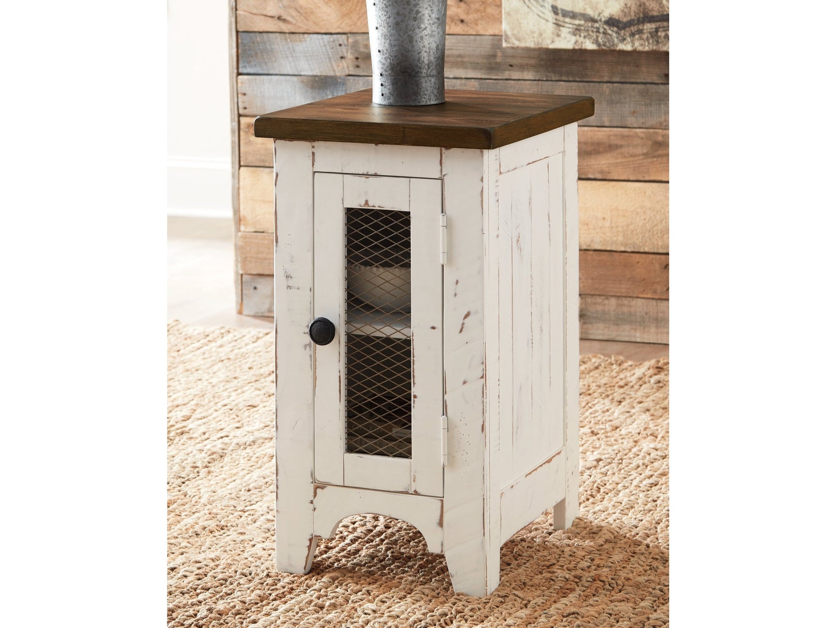 Wystfield White/Brown Chairside End Table - Ornate Home