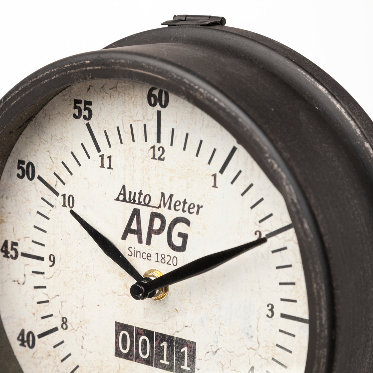 Attalack Black Metal Round Face Table Clock