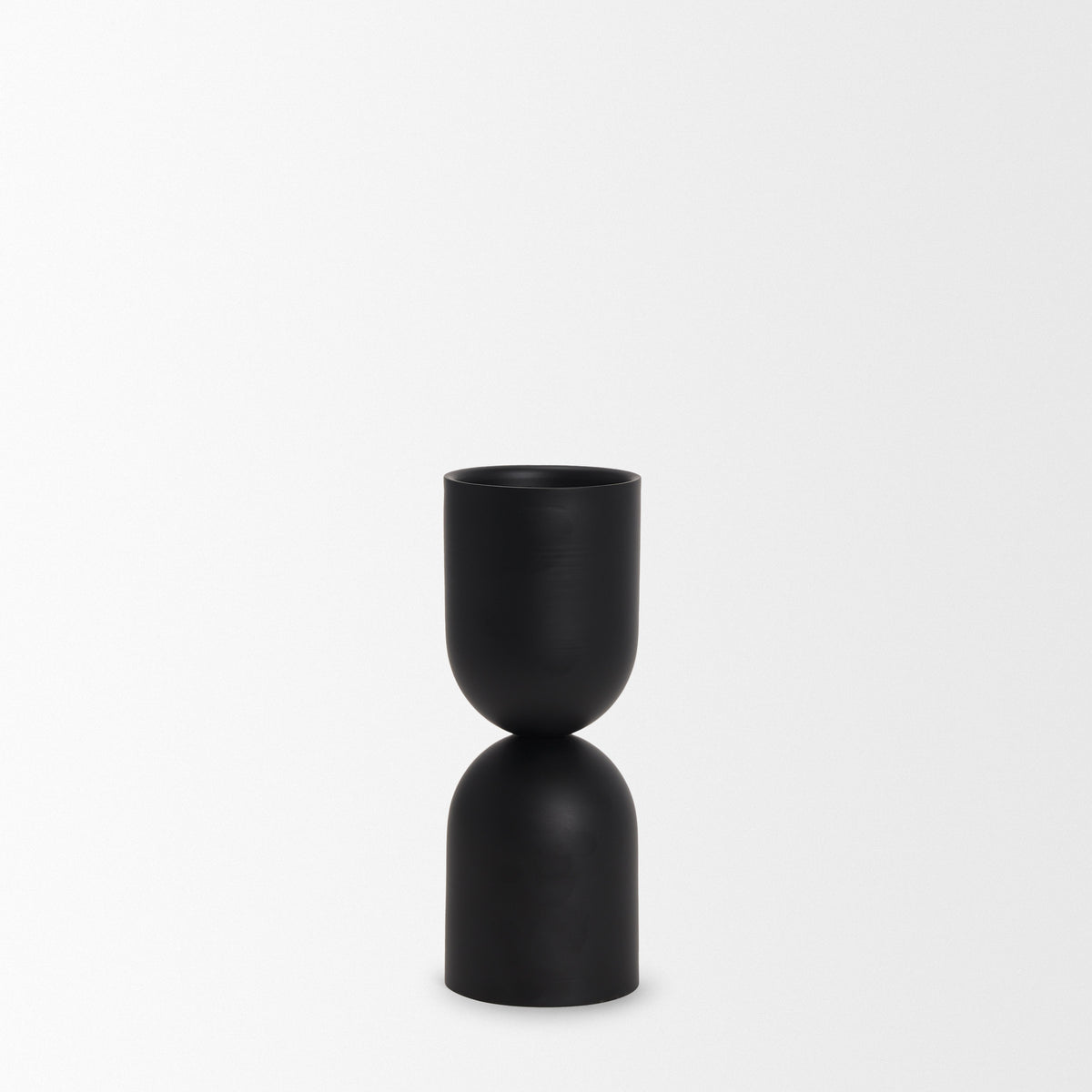 Qamra Black Short Metal Pillar Candle Holder