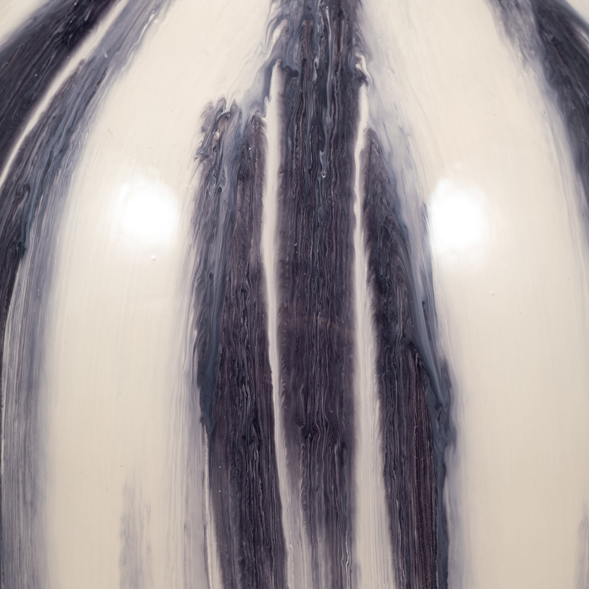 Camphora Black/White Glass Striped Vase