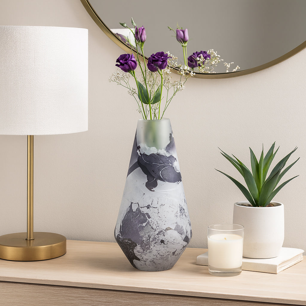 Rinconada White Glass Fog Shadow Vase
