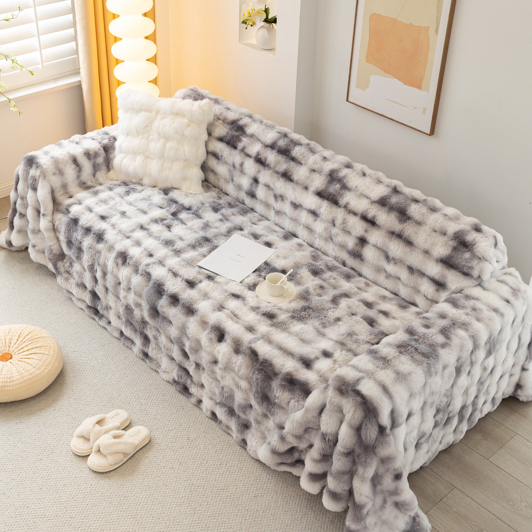 Thick Faux Fur Couch Cover Fluffy Fuzzy Warm Washable Furniture Protector for Kids Pets