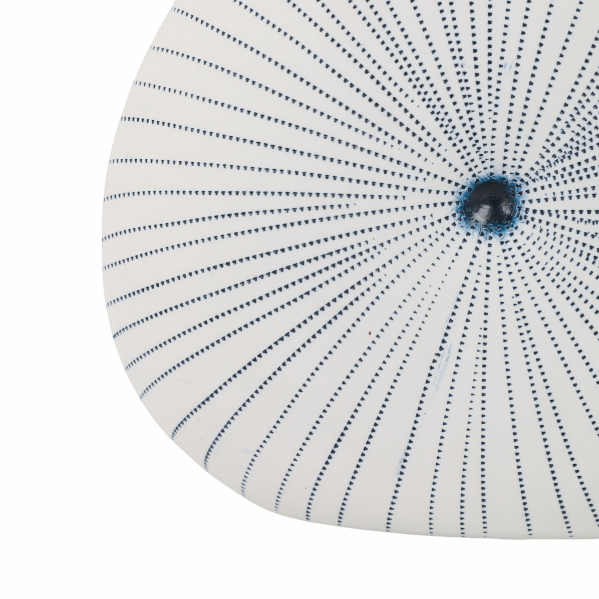 Lochford White/Blue Round Dotted Shell Vase