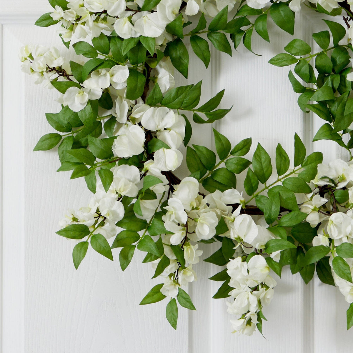 18” Wisteria Artificial Wreath